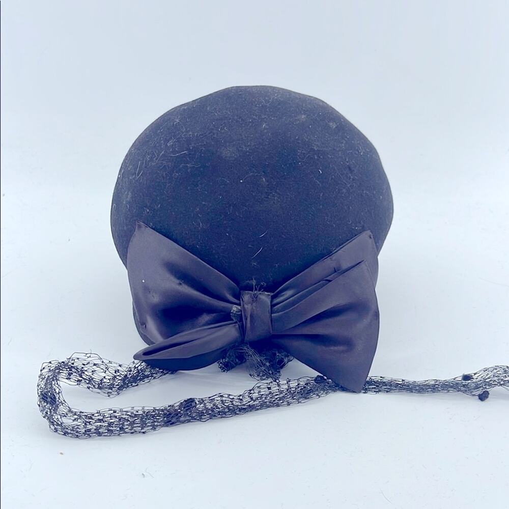 Vintage veiled cloche wool bow hat - Picture 1 of 7